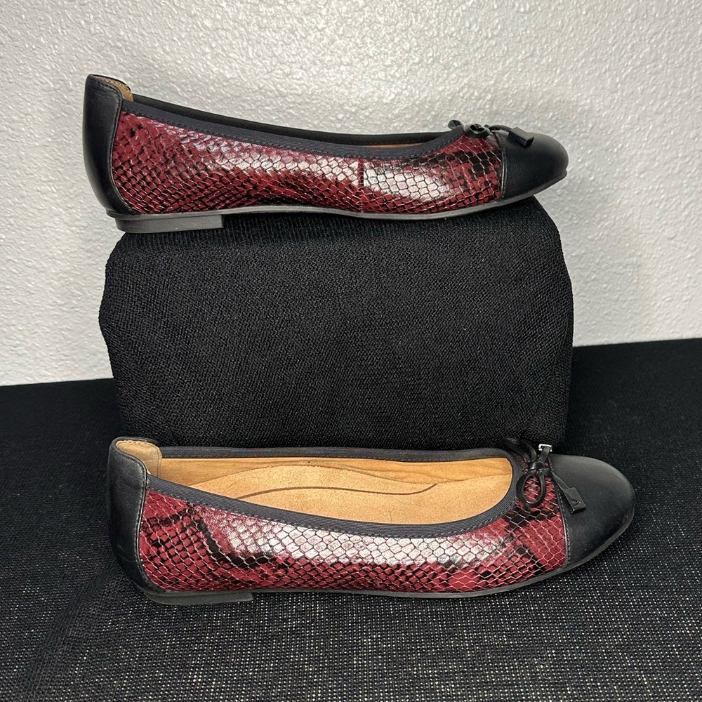 Vionic Minna Ballet Flat View 5